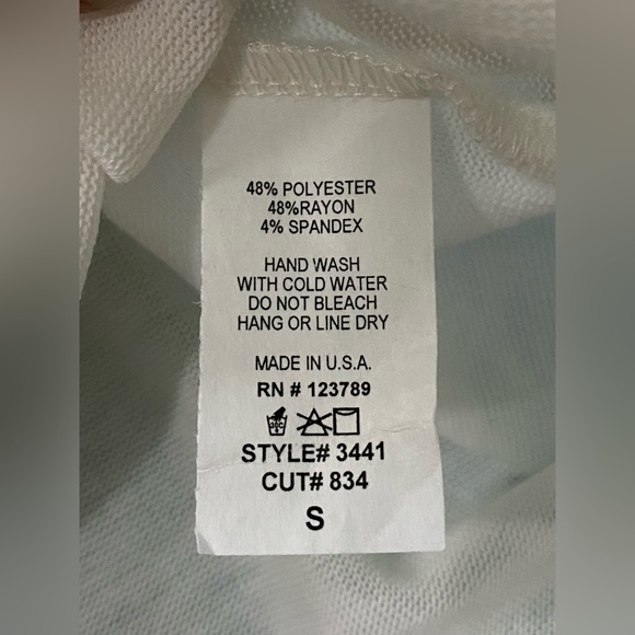 NWOT F21 Ivory Sweater MUST BUNDLE - Picture 4 of 4